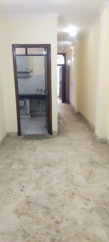 Room in 3 BHK Builder Floor at Malviya Nagar – for Rent