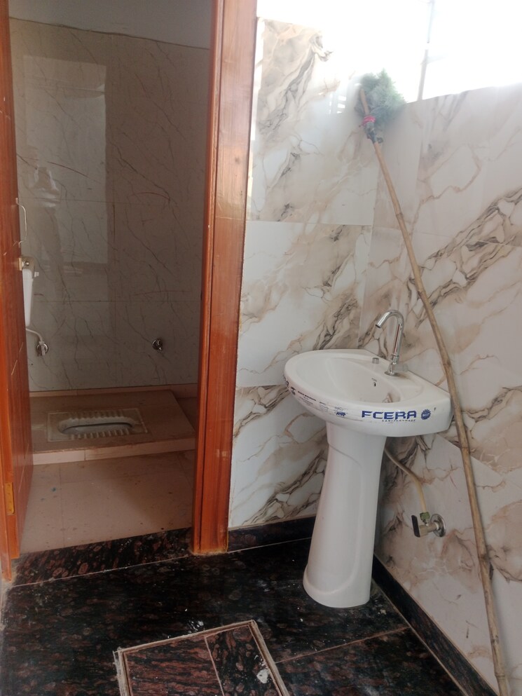 undefined, amehra adipur 3 Bedroom 100 Sq.Yd. Independent House In Amehra Adipur Meerut 8513457