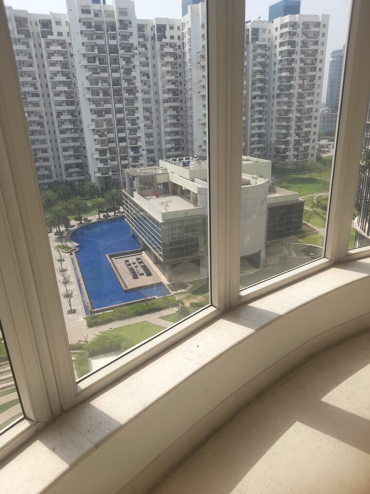 Balcony, emaar-the-palm-drive-palm-studios 4 Bedroom 3800 Sq.Ft. Apartment In Sector 66 Gurgaon 8513480