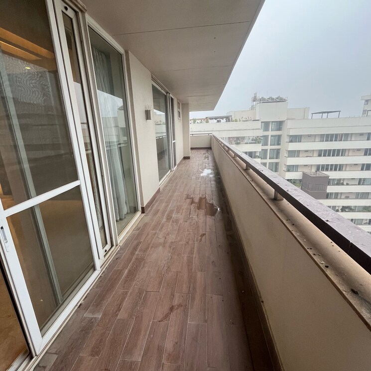 Balcony, salcon-the-verandas 5 Bedroom 5330 Sq.Ft. Apartment In Suncity Gurgaon 8513487