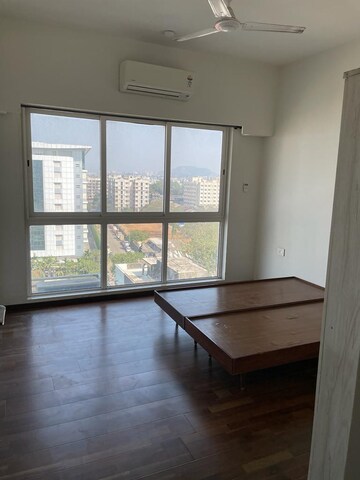 2 BHK Apartment For Rent in Dosti Eastern Bay, Wadala