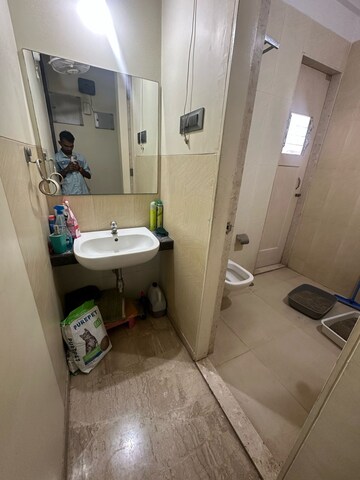 Attached Bathroom in 3 BHK Apartment at Oswal Bella Vista, Oswal Park – for Rent