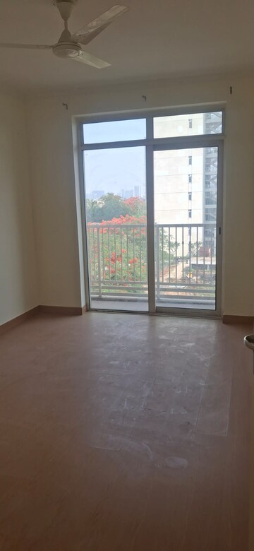 2 BHK Apartment For Rent in Jaypee Greens Pavilion Court, Sector 128