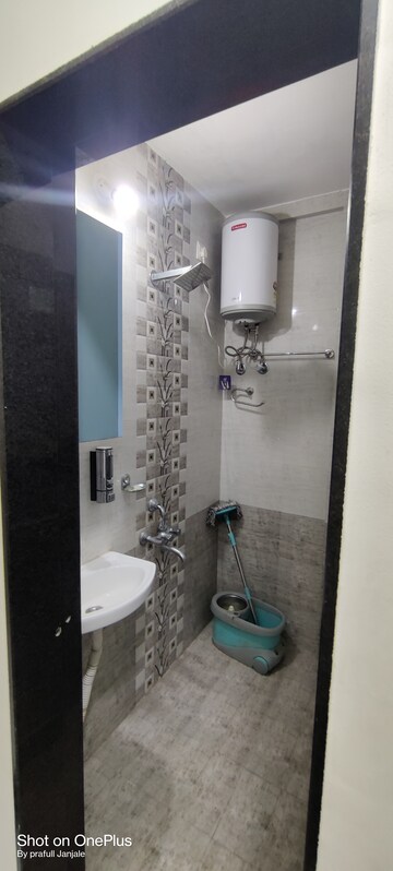 Attached Bathroom in 1 BHK Independent House at Gokhalenagar – for Rent