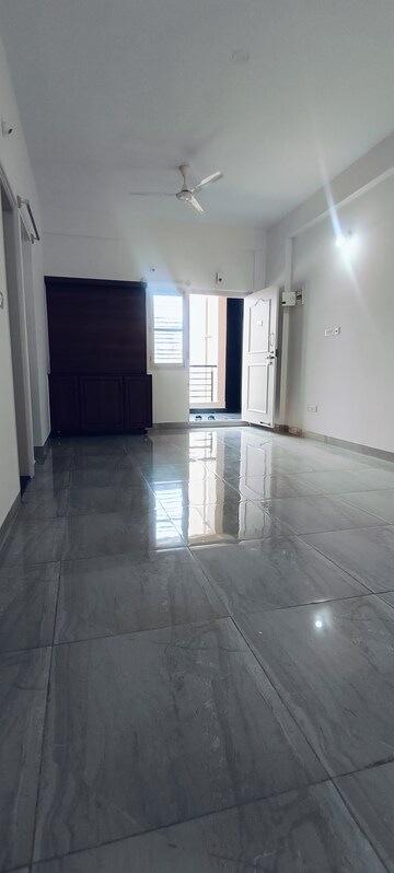 Room in 1 BHK Builder Floor at Hsr Layout – for Rent