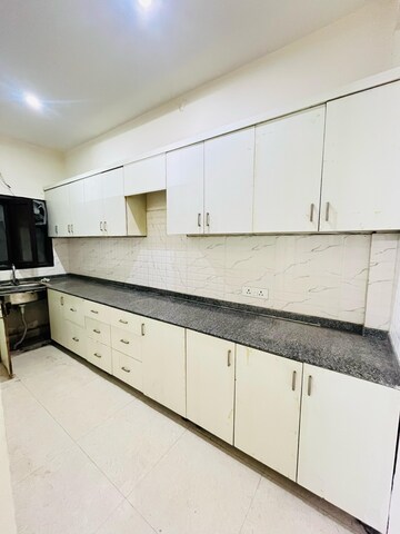 Kitchen in 3 BHK Builder Floor at Sector 46 – for Rent