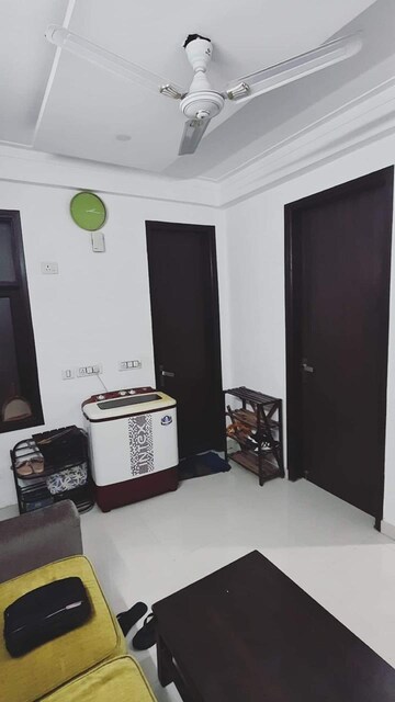 Living Room in 1 BHK Builder Floor at Paryavaran Complex – for Rent
