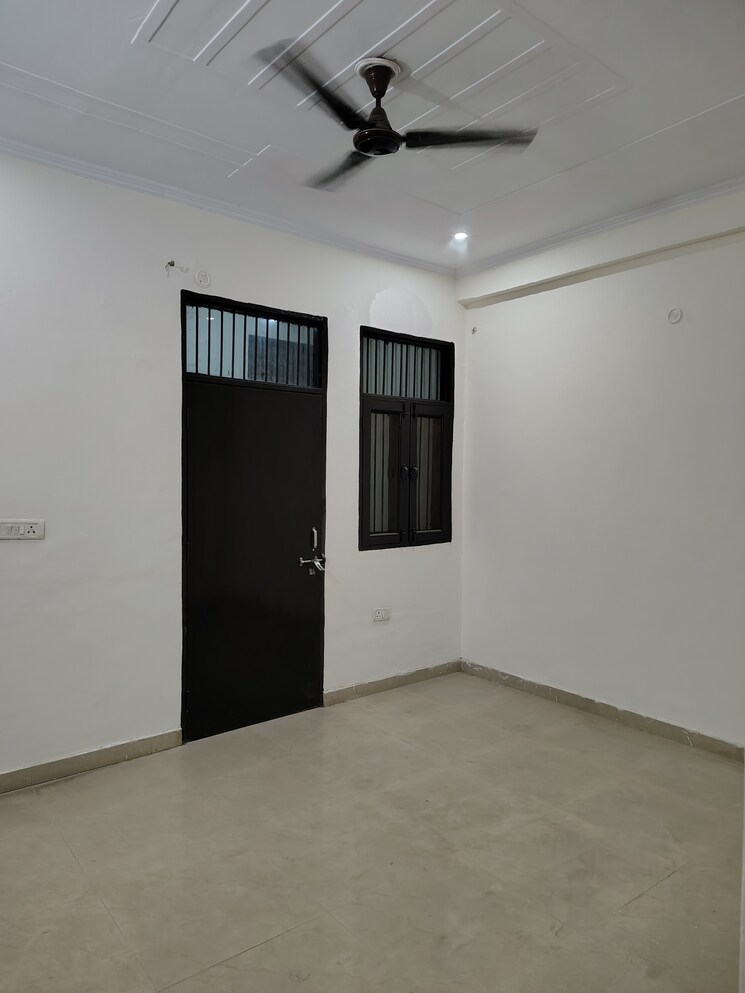 Room, avantika-vihar 3 Bedroom 100 Sq.Yd. Builder Floor In Avantika Colony Ghaziabad 8513704