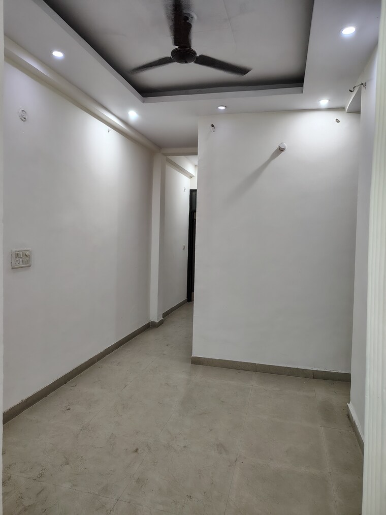 Room, avantika-vihar 3 Bedroom 100 Sq.Yd. Builder Floor In Avantika Colony Ghaziabad 8513704