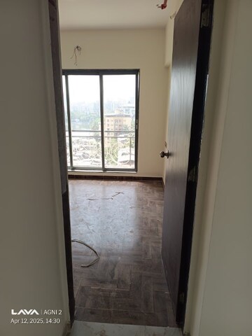 Room in 3 BHK Apartment at ER Elite Residency, Rabodi – for Rent