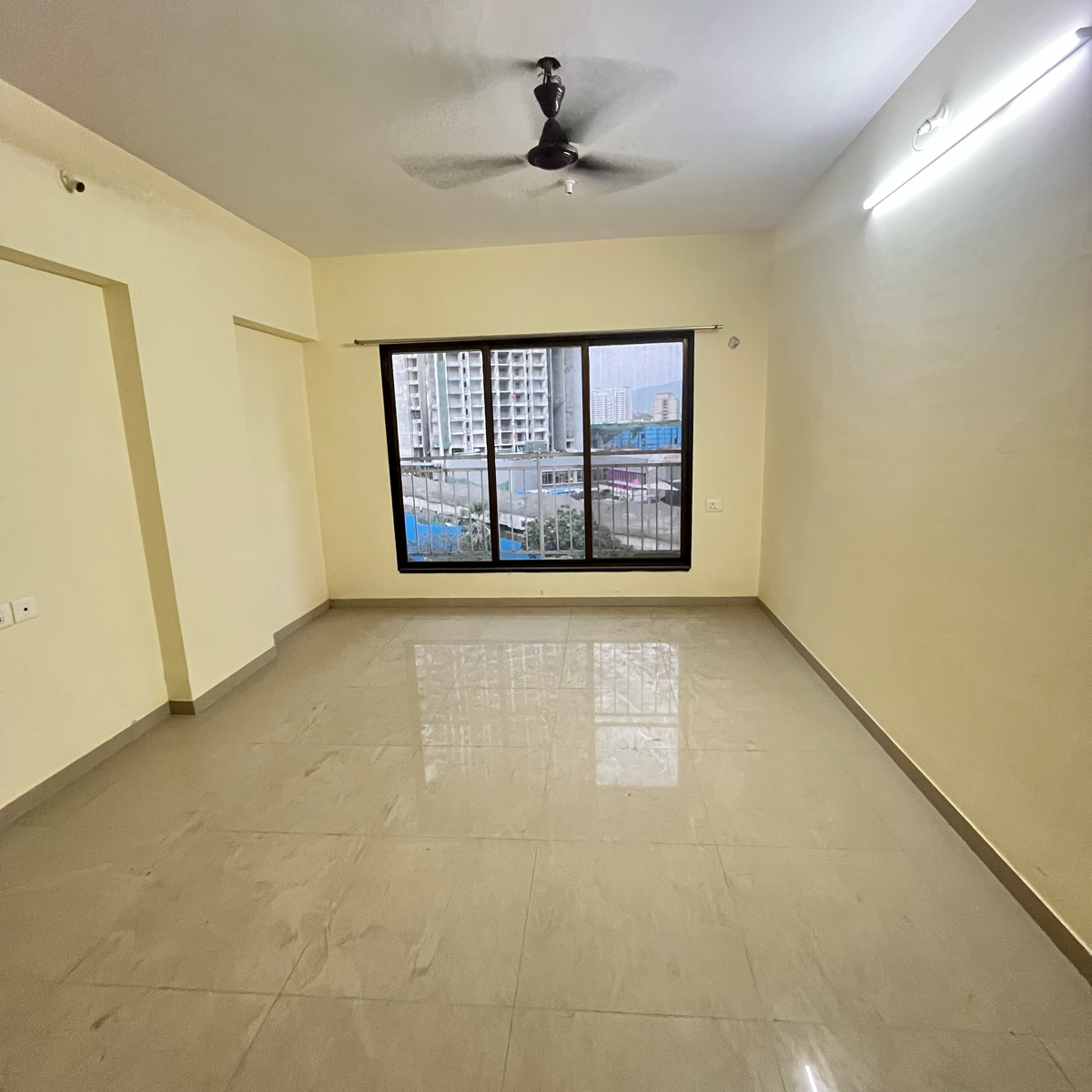 2 BHK + Extra Room 748 Sq.Ft. Apartment in Akar Pinnacle