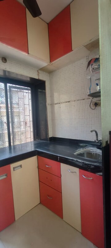 Kitchen in 1.5 BHK Apartment at Beena Apartment CHS, Kopar Khairane – for Rent