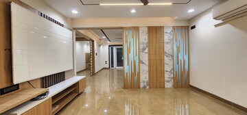 Room in 3 BHK Apartment at Mvp Colony – for Sale