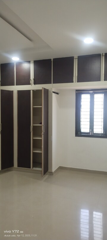 Room in 2 BHK Apartment at Pavani Laxmi Nivas, Madhapur – for Rent