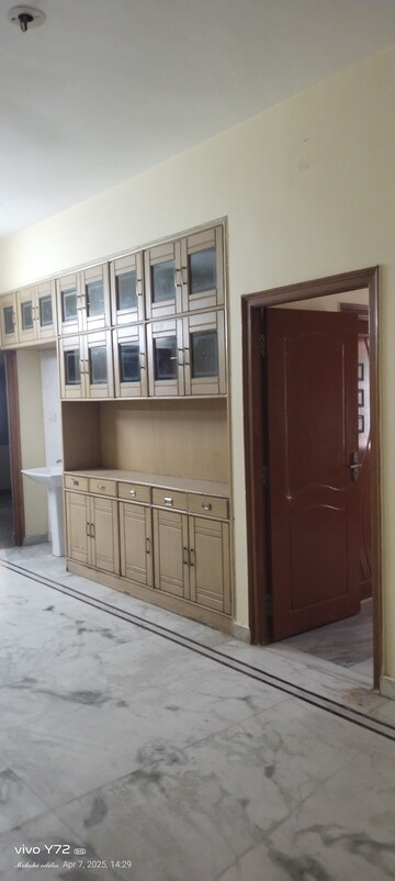 Room in 2 BHK Apartment at Pavani Laxmi Nivas, Madhapur – for Rent