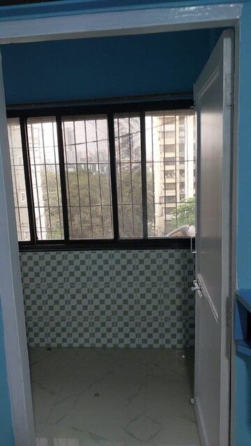  1.5 BHK Apartment at Oswal Park, Oswal Park – for Rent