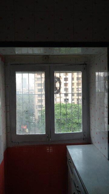 Room in 1.5 BHK Apartment at Oswal Park, Oswal Park – for Rent