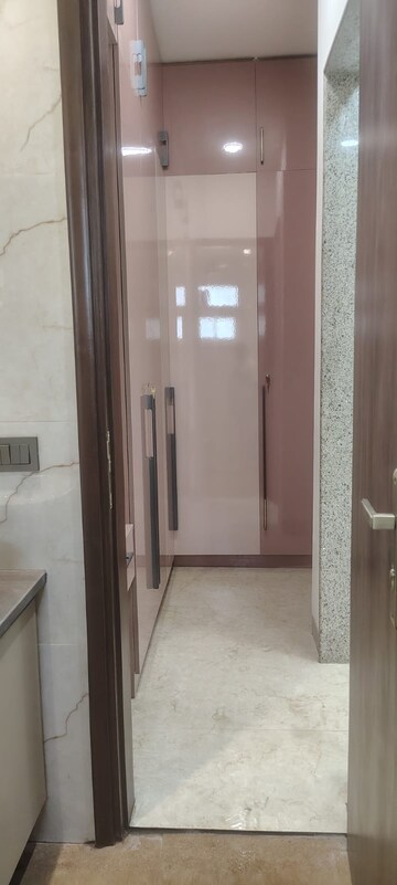 Living Room in 3 BHK Builder Floor at Ansal Sushant Lok I, Sector 43 – for Rent