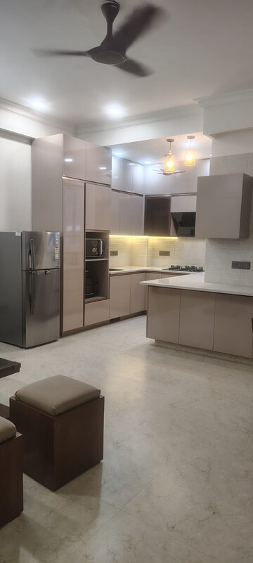 Living Room in 3 BHK Builder Floor at Ansal Sushant Lok I, Sector 43 – for Rent
