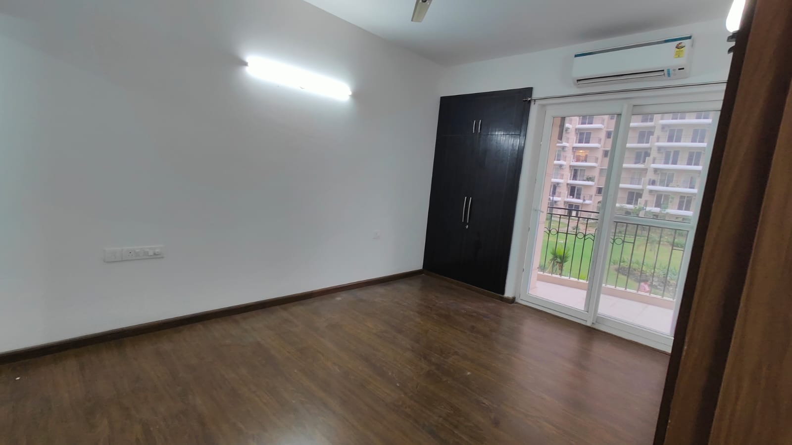 2 BHK + Pooja Room 895 Sq.Ft. Apartment in Supercity Mayfair Residency Phase II