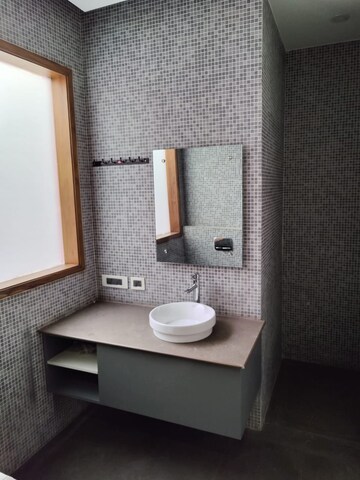 Attached Bathroom in 4 BHK Builder Floor at Ansal Sushant Lok I, Sector 43 – for Rent
