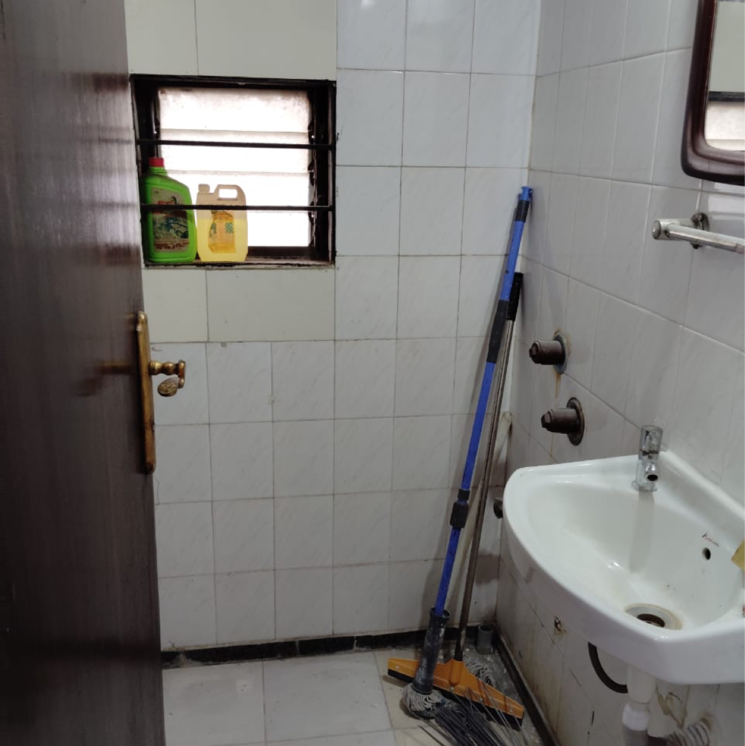 Attached Bathroom, goregaon east 3 Bedroom 950 Sq.Ft. Apartment In Goregaon East Mumbai 8513853