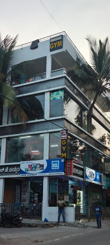   Showroom at Rt Nagar – for Sale
