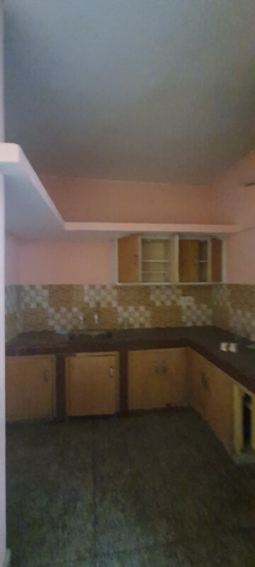 2.5 BHK Independent House For Rent in Sector 8