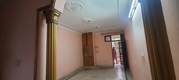 Room in 2.5 BHK Independent House at Sector 8 – for Rent