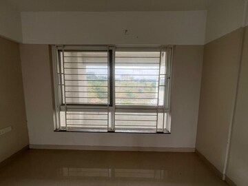 Room in 3 BHK Apartment at Kailash Manas Apartments, Mohammadwadi – for Rent