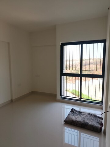 Room in 2 BHK Apartment at Kolte Patil Green Acre, Salunkhe Vihar Society – for Rent