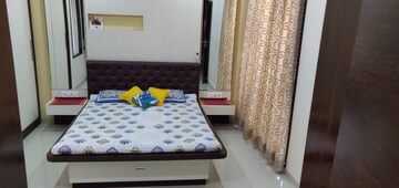 Room in 2 BHK Apartment at Dosti Group Imperia, Manpada – for Rent