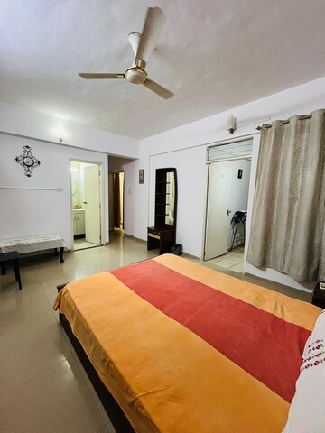 Master Bedroom in 3 BHK Apartment at Manjri Greens Phase 2, Hadapsar – for Rent