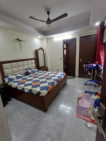 Bedroom in 3.5 BHK Builder Floor at Sector 46 – for Rent