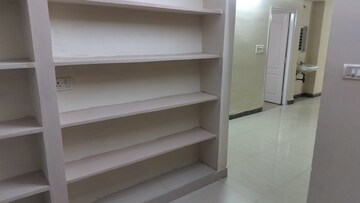 Room in 3 BHK Apartment at Banjara Hills – for Rent