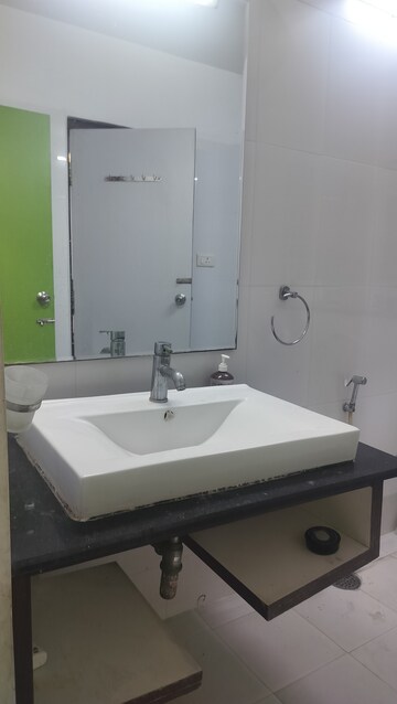 Attached Bathroom in 3 BHK Apartment at Banjara Hills – for Rent