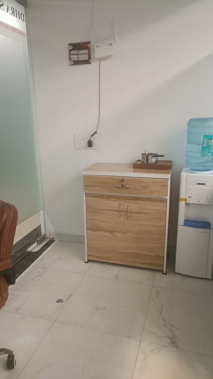 Team Area, spectrum-metro Commercial Office Space 450 Sq.Ft. In Sector 75 Noida 8513979