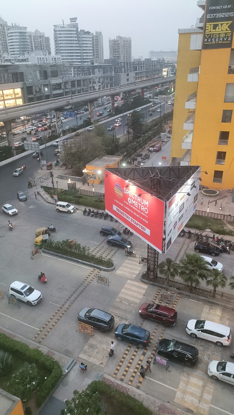 undefined, spectrum-metro Commercial Office Space 450 Sq.Ft. In Sector 75 Noida 8513979