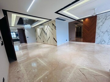 4 BHK Builder Floor For Rent in DLF Atria, Dlf Phase ii