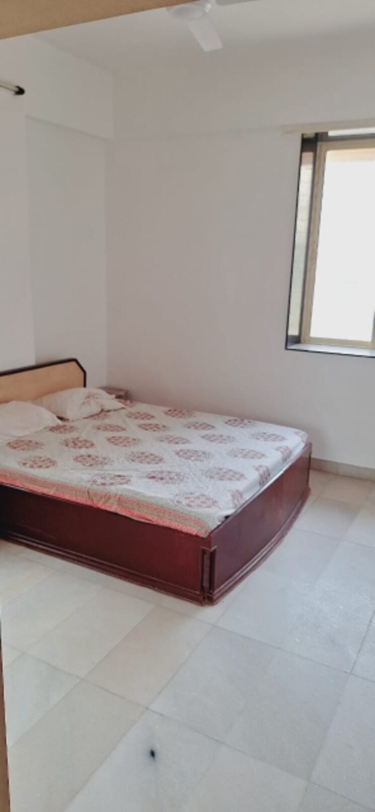 Room, one-forbes 1.5 Bedroom 700 Sq.Ft. Apartment In Fort Mumbai 8514013