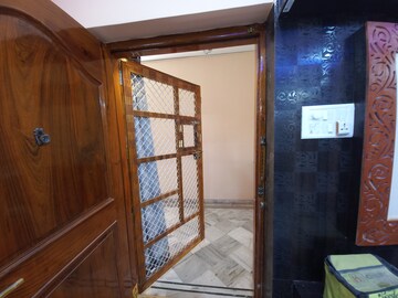 Room in 3 BHK Apartment at Kondapur – for Rent