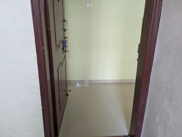 Room in 2.5 BHK Apartment at GK Rose County, Pimple Saudagar – for Sale