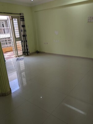 Room in 2.5 BHK Apartment at GK Rose County, Pimple Saudagar – for Sale