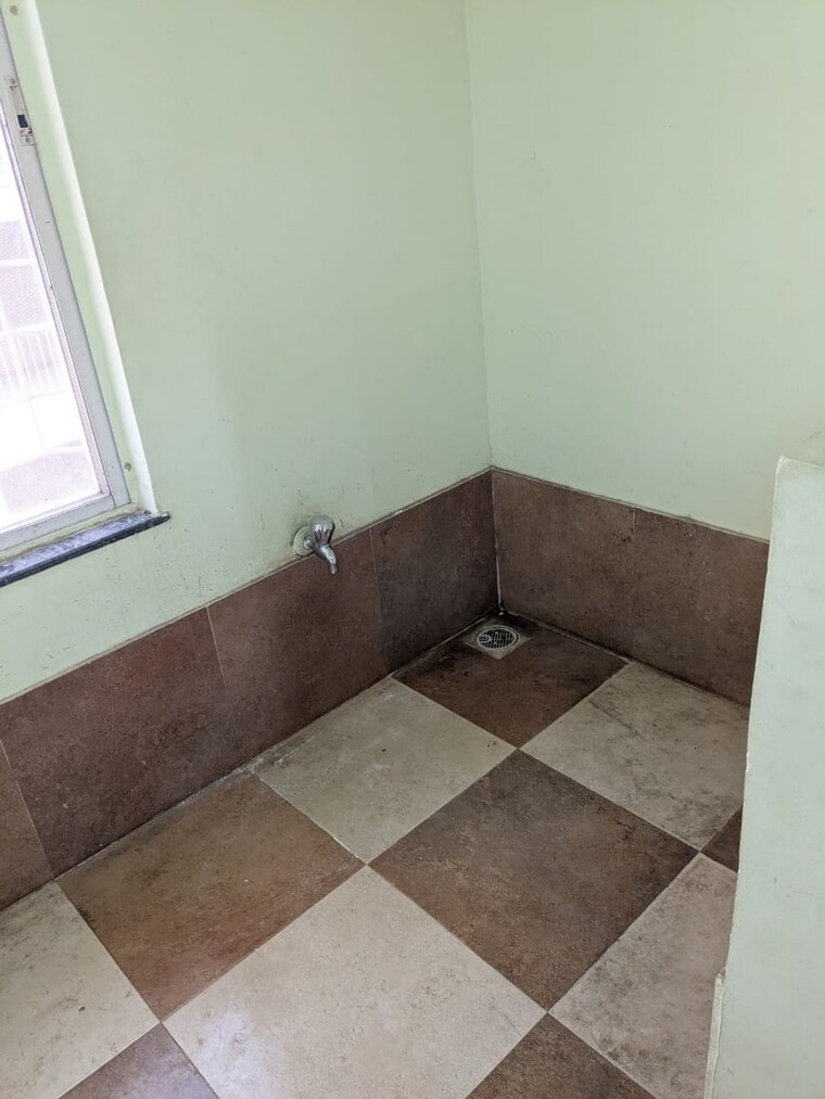 Bathroom, gk-rose-county 2.5 Bedroom 1250 Sq.Ft. Apartment In Pimple Saudagar Pune 8514054