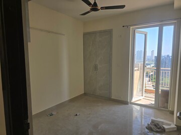 Room in 2 BHK Apartment at Shapoorji Pallonji Joyville Phase 2, Sector 102 – for Rent
