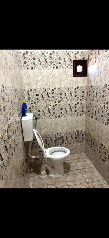 Attached Bathroom in 1 BHK Independent House at Sector 24 – for Rent