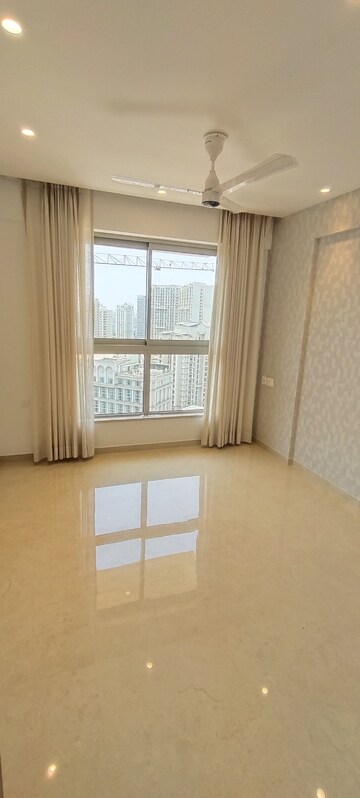 Master Bedroom in 2 BHK Apartment at Hiranandani Highland, Powai – for Rent
