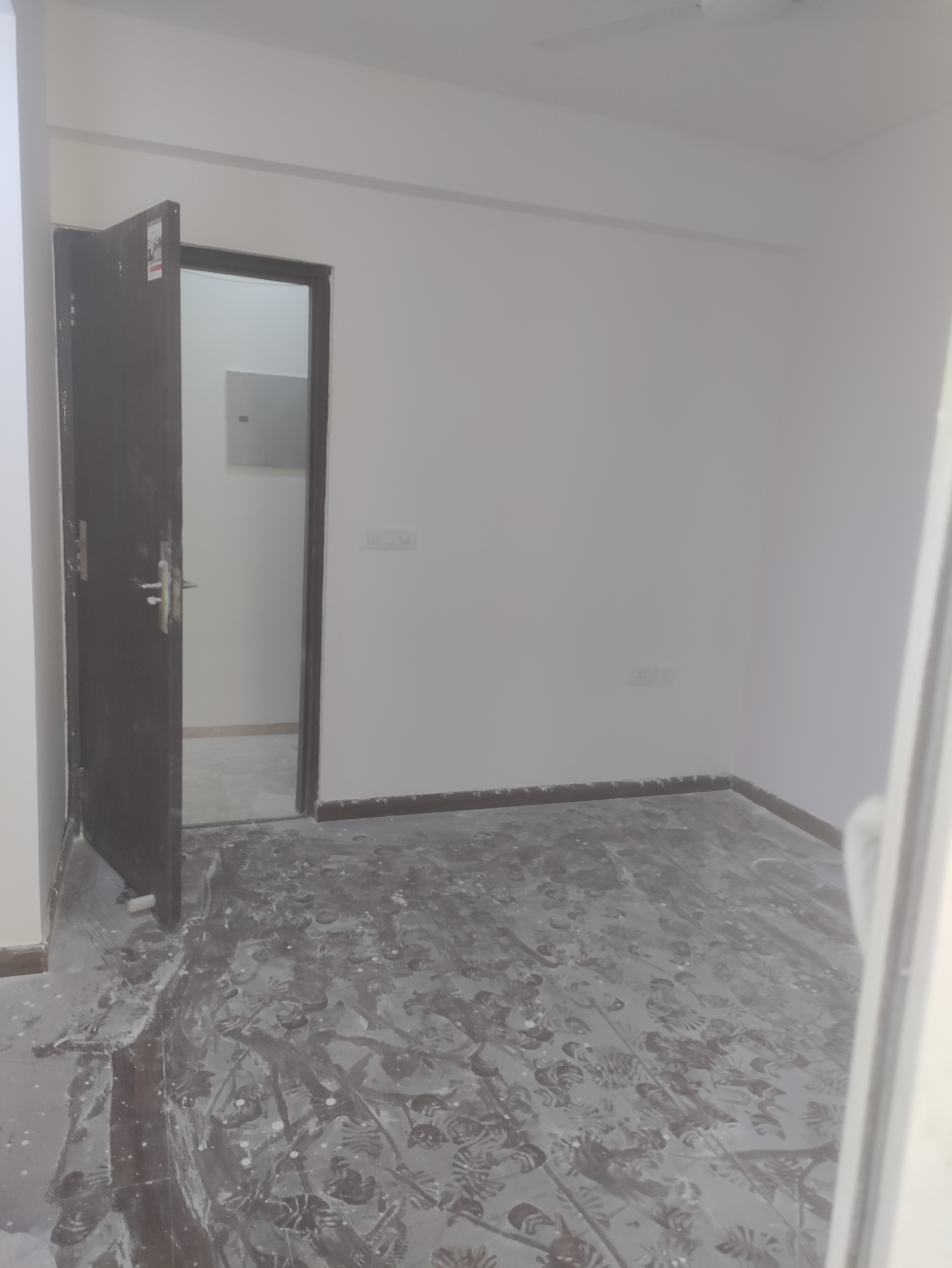 3 BHK 1925 Sq.Ft. Apartment in Omaxe Royal Residency Faridabad