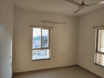 Room in 3 BHK Apartment at G K Daffodils Housing Society, Pimple Saudagar – for Sale