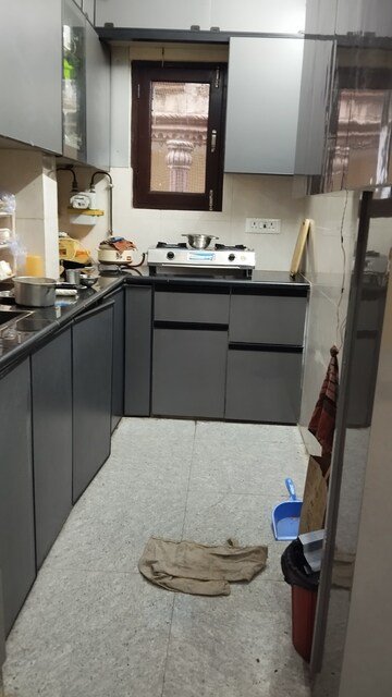 Kitchen in 2 BHK Independent House at Dwarka Mor – for Rent